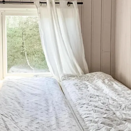 4 Bedroom Stunning In Gressvik